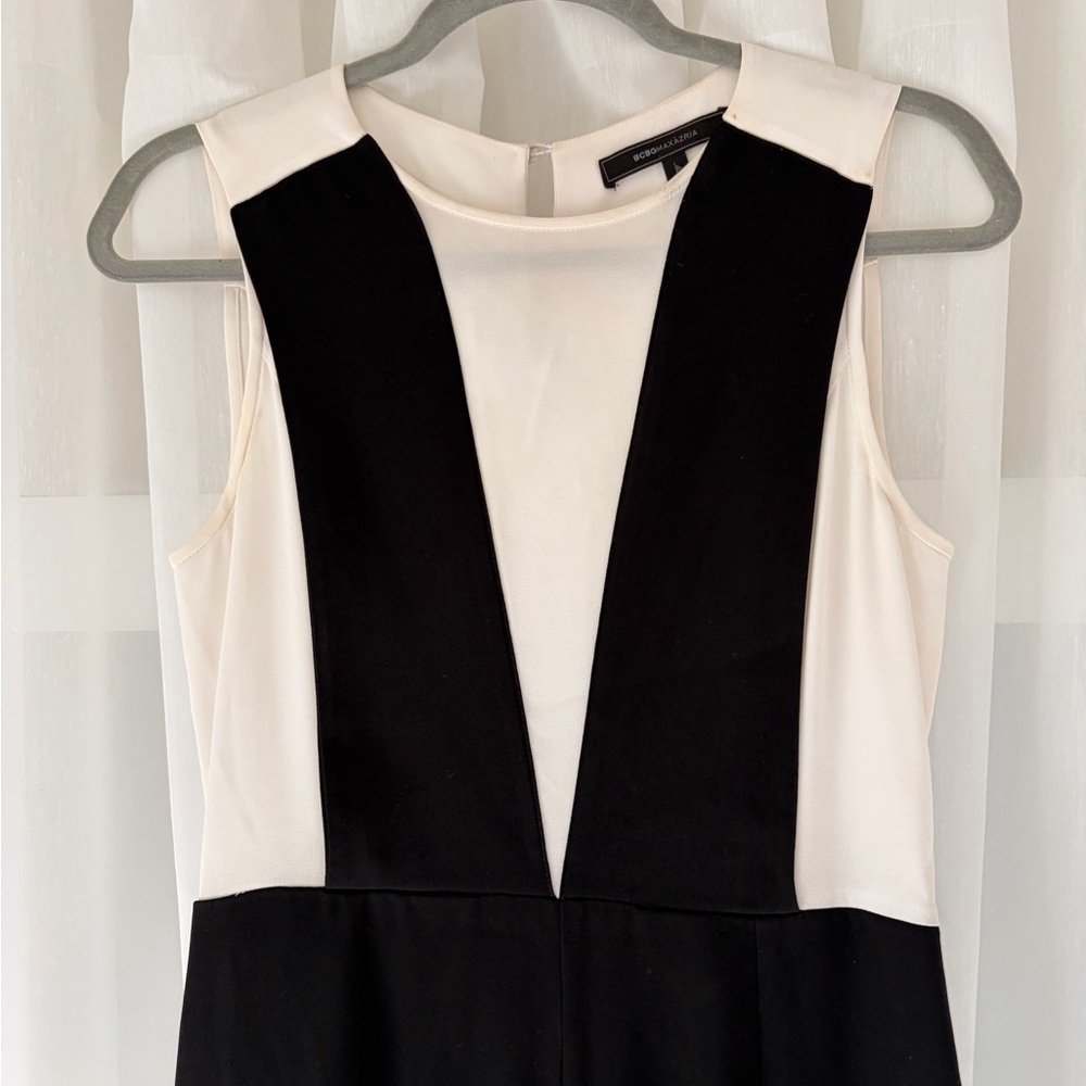 BCBGMaxAzria Black and White Backless Dress - Picture 2 of 3